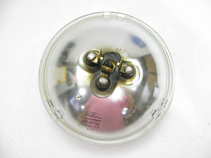 GE 4040 HD Sealed Beam Lamp Bulb PAR46 12.8 Volt 60/37.5 Watt