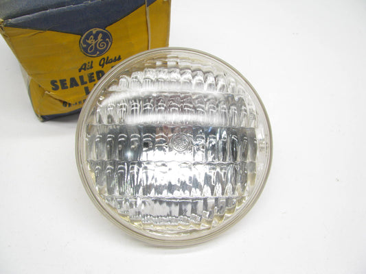 GE 4512 4.7-Volt Bicycle Headlamp Lamp Light Bulb 0.5A 4.7V PAR36