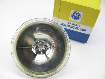 GE # 4537 Light Bulb - Aircraft Landing Light Bulb, 13 Volt, 100W, PAR 46