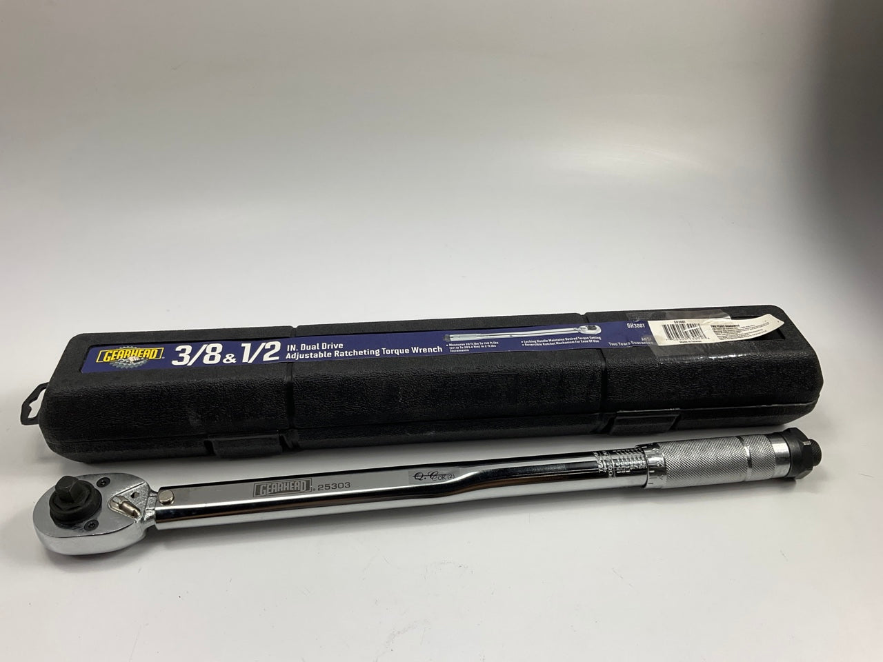 USED MAYBE ONCE - Gearhead GH3001 3/8'' & 1/2'' Dual Drive Torque Wrench