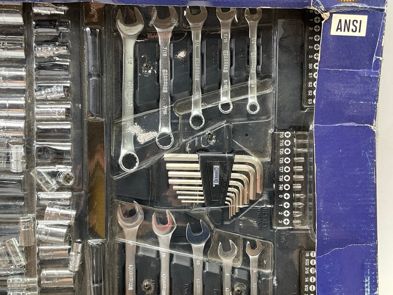 Gearhead GH5602, 100 Piece Mechanic Set Tools With 3-in-1 Ratchet Handle