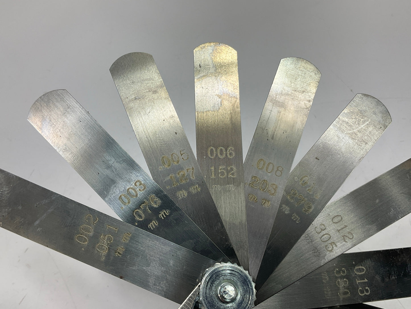 Gearwrench 162D 15 Blade SAE/Metric Feeler Gauge 0.002- 2.025'' (0.051 - 0.635mm)