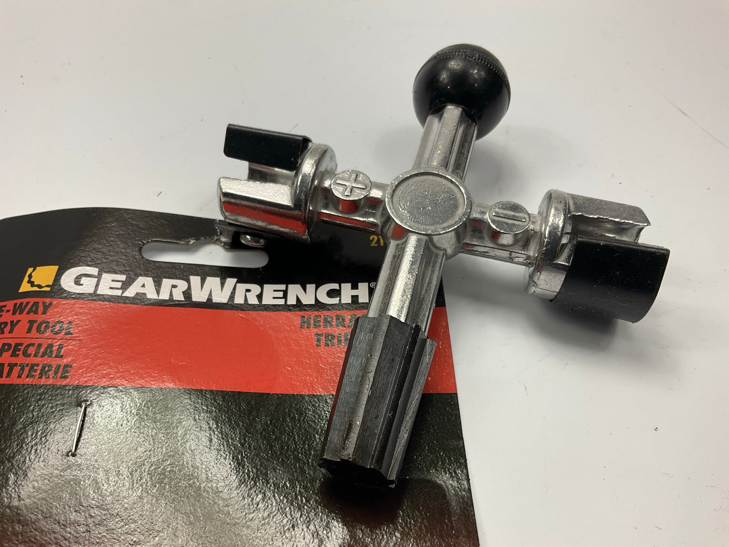 Gearwrench 2173DD 3-Way Battery Tool - Remove Corrosion Terminal Clamps And Post