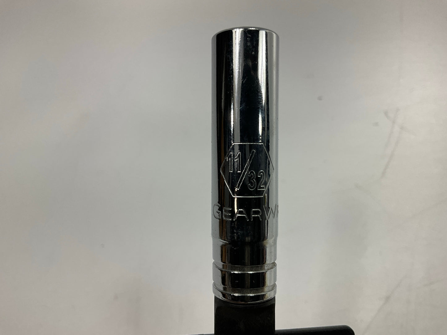 Gearwrench 80120D 11/32'' Deep, 1/4'' Drive, 6 Point SAE Socket