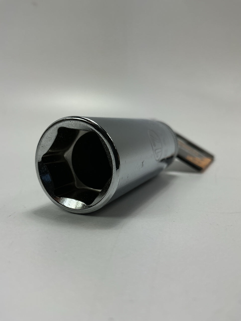 GearWrench 80399 3/8'' Drive 6 Point Deep Metric Socket 17mm