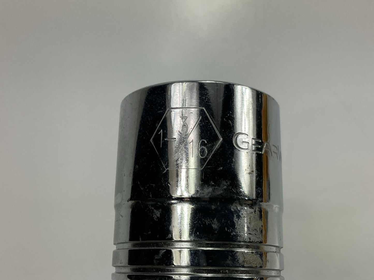 Gearwrench 80677 1/2'' Drive 6 Point Standard SAE Socket 1-3/16''