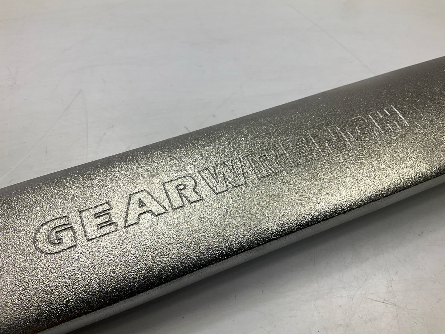 Gearwrench 81826 2-3/16'' 12 Point Long Pattern Satin Combination Wrench