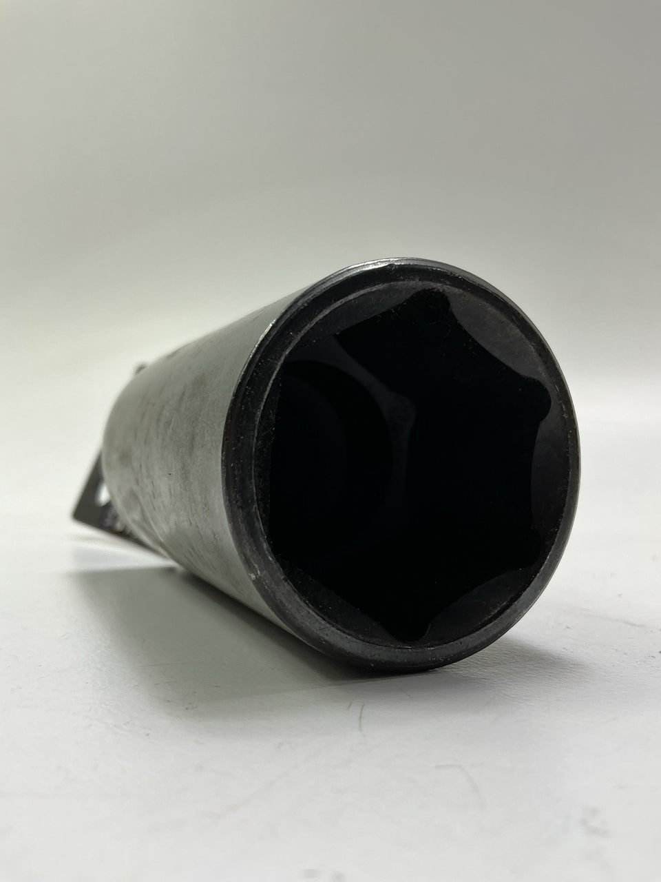Gearwrench 84590N - 32mm - 1/2'' Drive 6 Point Deep Impact Socket