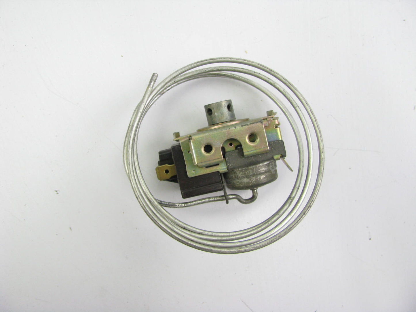 Gemline A30-180 Universal Cold Control 42'' Capillary, -16F To 38F Range