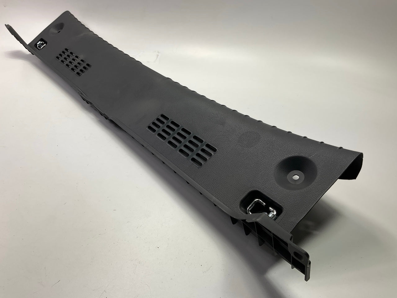 NEW GENUINE Trunk Finisher Trim Panel For 2015-2020 Genesis, G80 85770B1010RRY