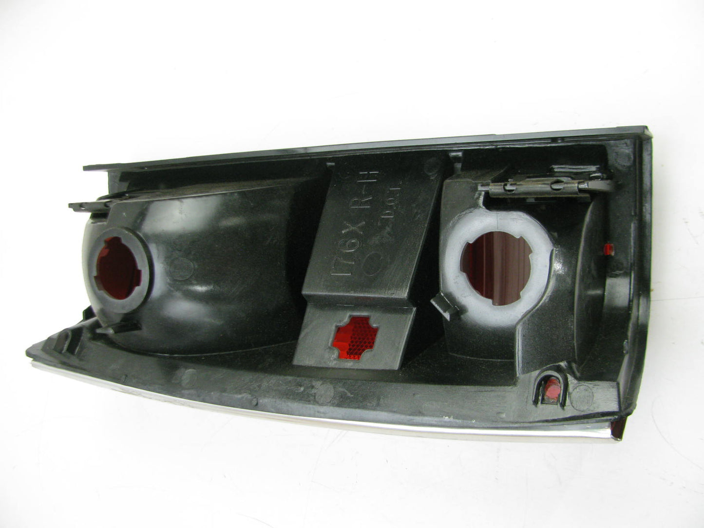 Glo-brite 161-1 Right Tail Light Lamp For 1983-1990 Ford Ranger