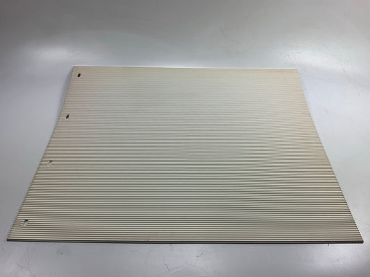 Globetech 2430PPSWCQ Truck Splash Guard / Mud Flap 24''x30''x3/16''
