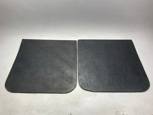 (2) Globetech GT-2424CD HD Truck Splash Guard / Mud Flaps - 24''x24'', 1/4'' Thick