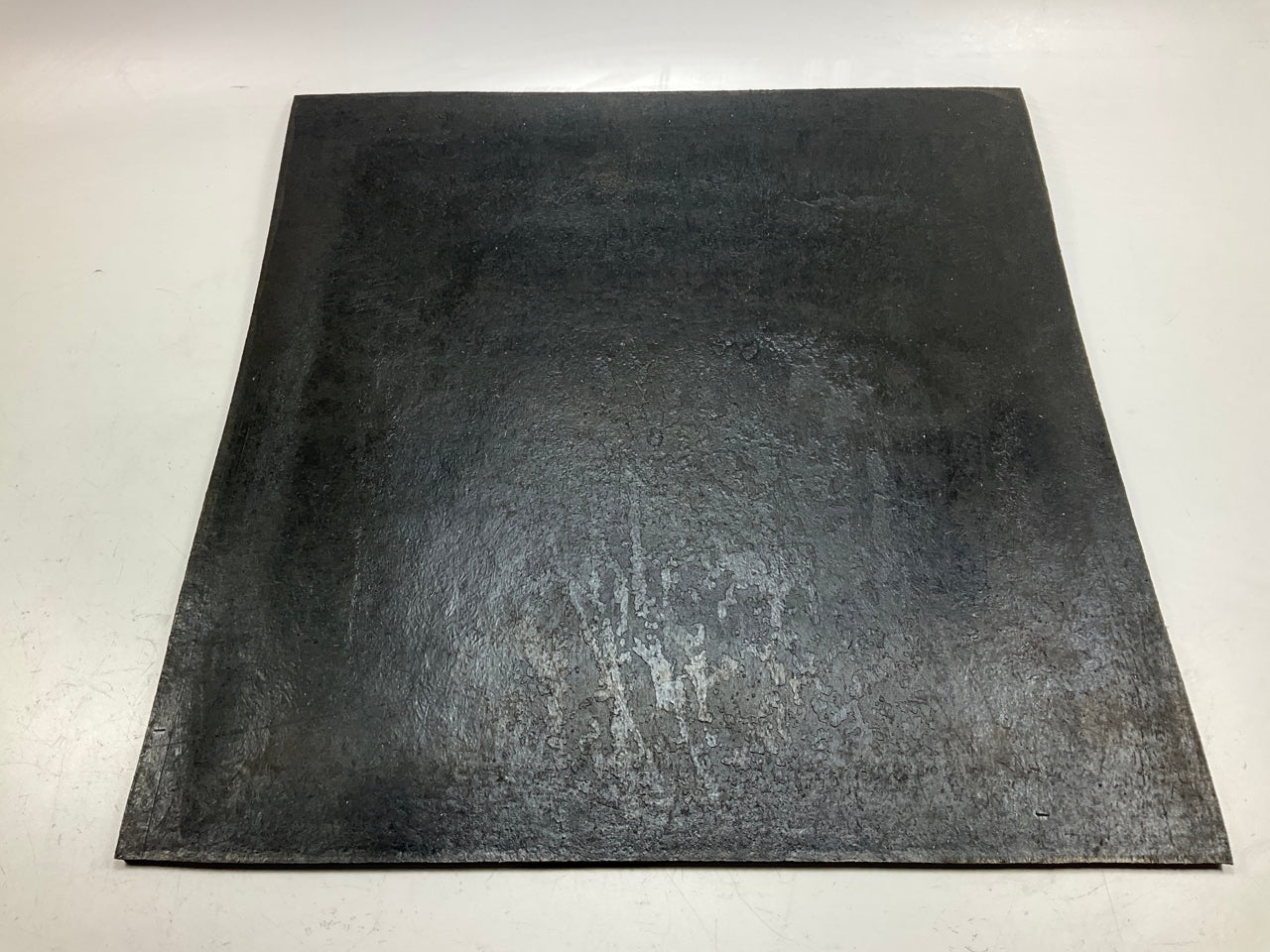 (2) Globetech Domestic Rubber Mud Flaps W/ CarQuest Logo (24'' X 24'' X 5/16'')