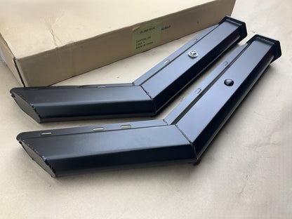 Globetech GT27B67 30'' HD Spring Loaded Bracket Mudflap Hanger Set Of 2, Angled