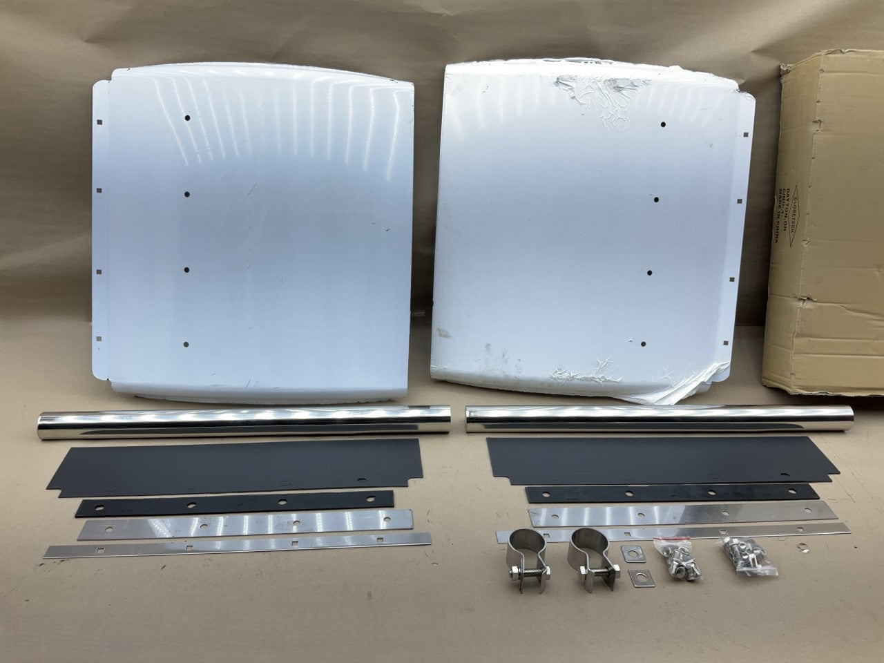 Globetech GT-39585B Stainless Steel Standard Quarter Fender Kit