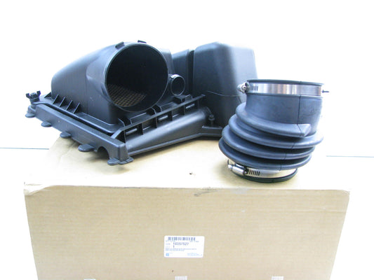 NEW OEM GM 10357527 UPPER Air Cleaner Intake Box 04-05 Pontiac Bonneville