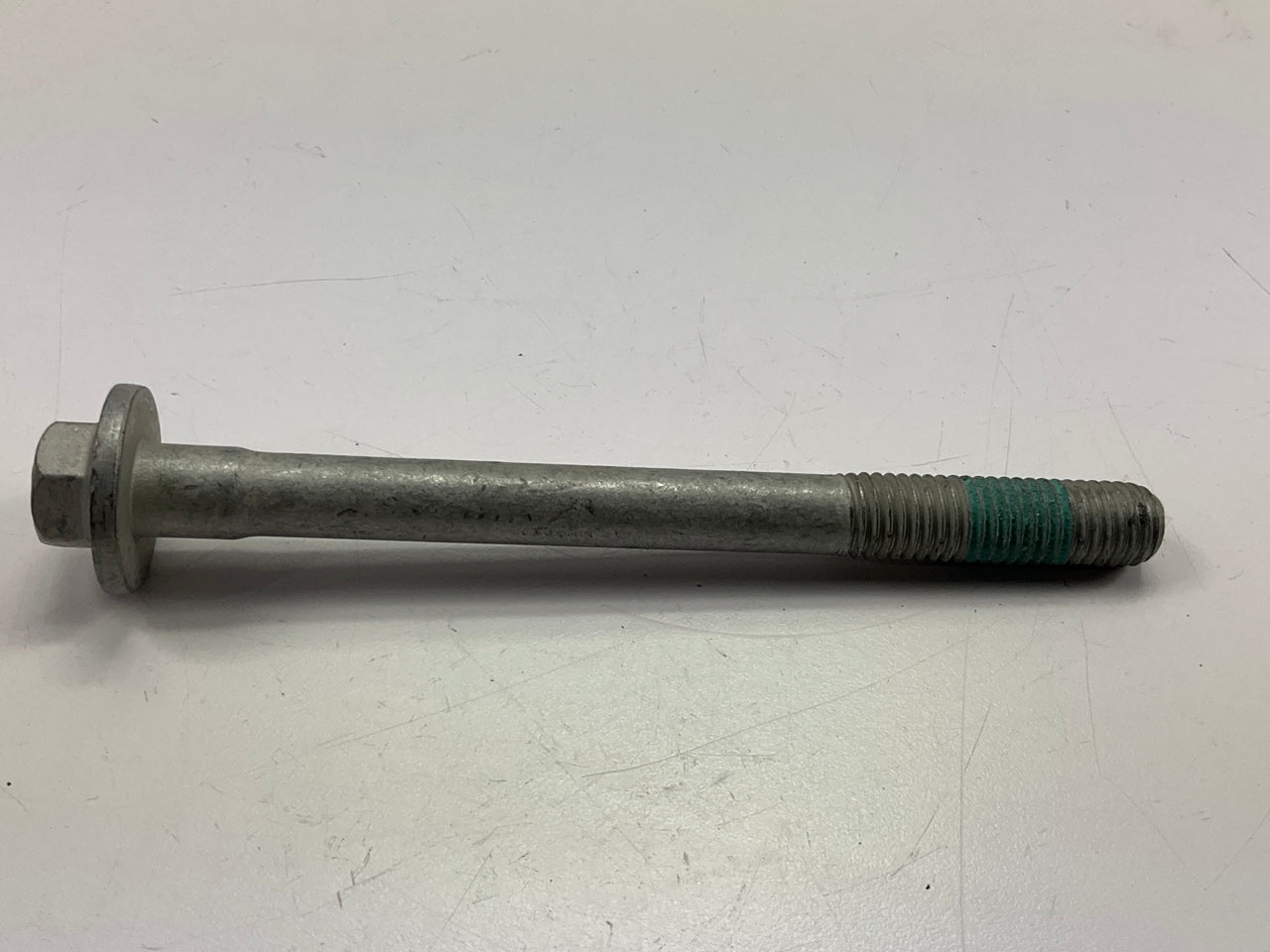 NEW - OEM GM 11546959 Engine Cylinder Head Bolt