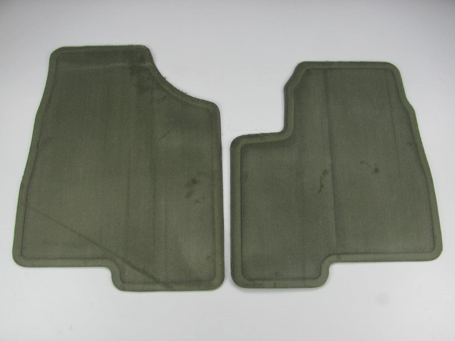 NOS 1997-2004 Venture, Silhouette OEM Gray Front Floor Mats - OEM GM 12365721