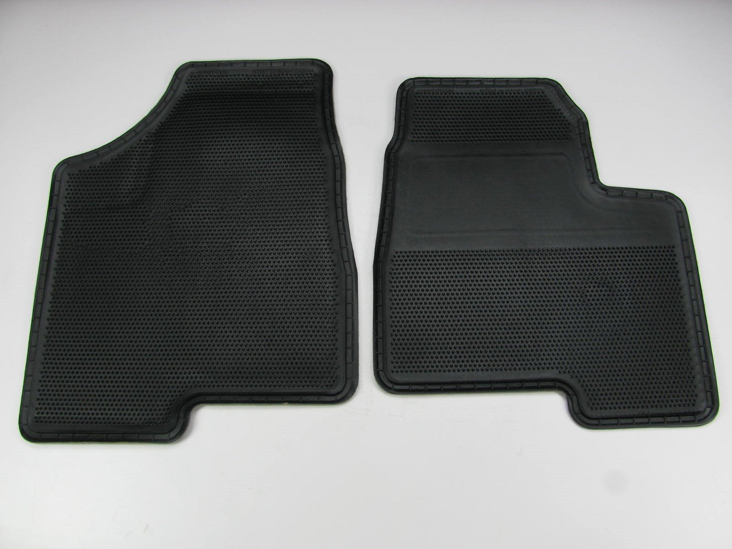 NOS 1997-2004 Venture, Silhouette OEM Gray Front Floor Mats - OEM GM 12365721
