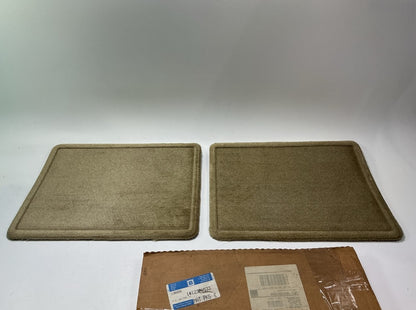 NOS OEM GM 12370533 Rear Tan Beige Floor Mats 2-piece Carpet Set