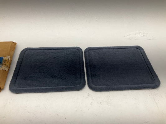 NOS OEM GM 12370897 Rear Floor Mats Carpet Set - 15.5''x 13.5''