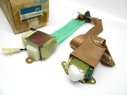 NOS GM Front Right Passenger Seat Belt Retractor 1988-1991 Grand Am, Somerset