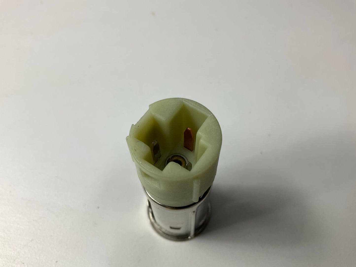 Gm 12450043 Cigarette Lighter Housing