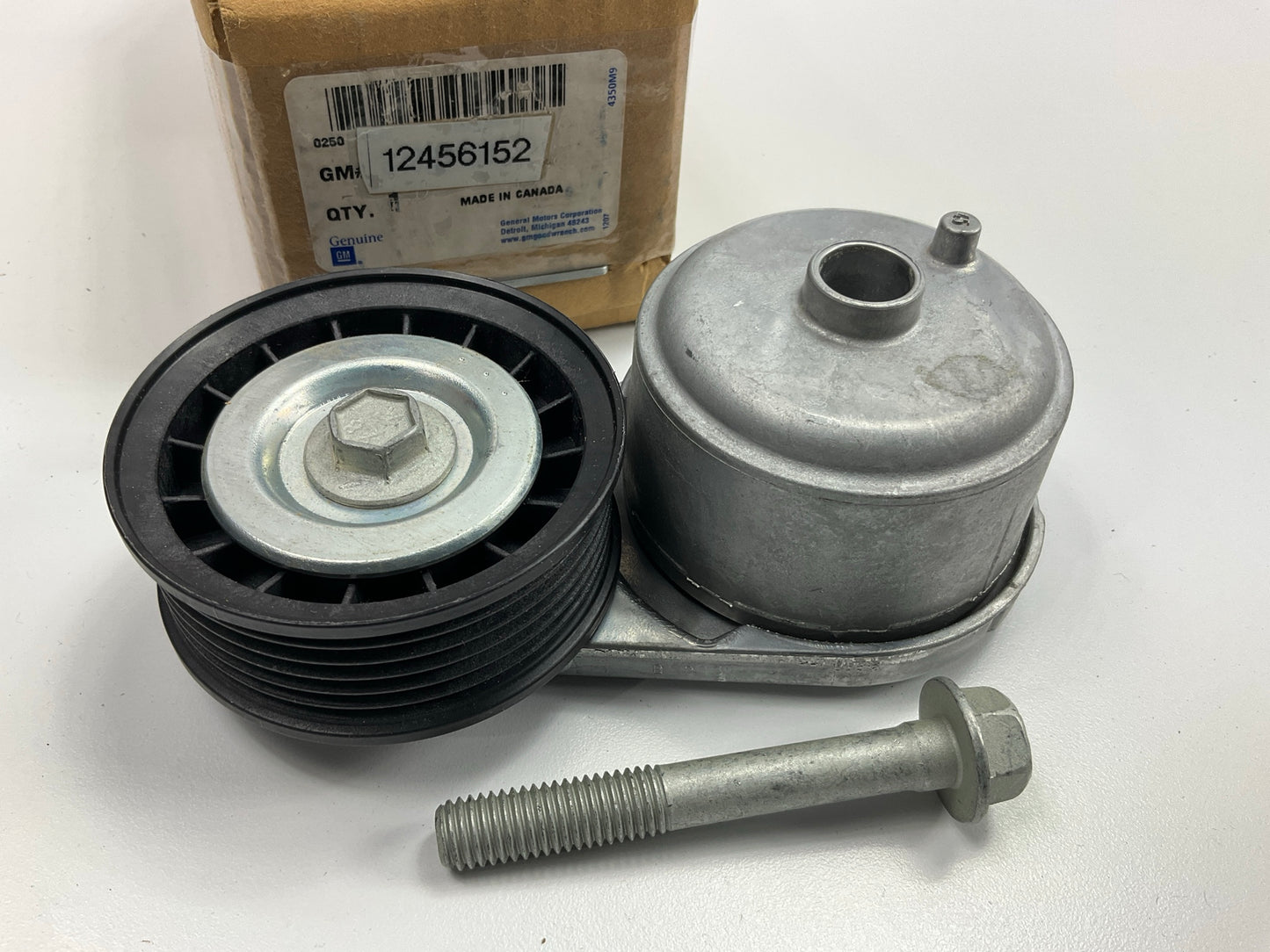 NEW OEM GM 12456152 Belt Tensioner Assembly