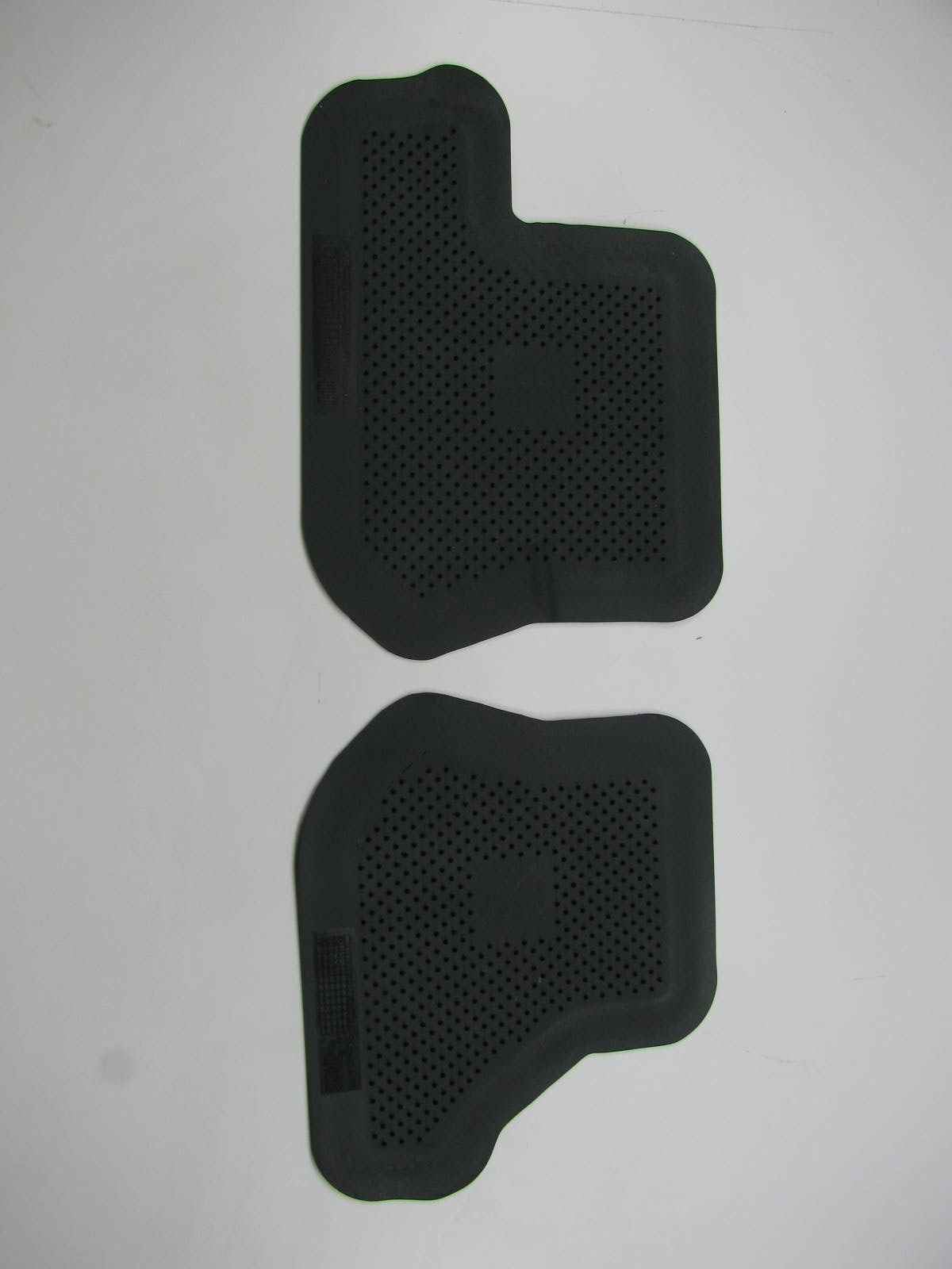 NEW GENUINE OEM GM Rear Floor Mats - 2000-2002 Tahoe Sierra Silverado GRAPHITE