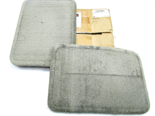 NEW OEM GM 12497722 REAR Floor Mats 00-03 Avalanche Silverado Suburban Tahoe