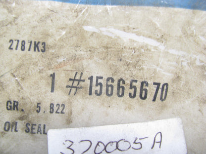NEW - OEM GM 15665670 Rear Wheel Seal