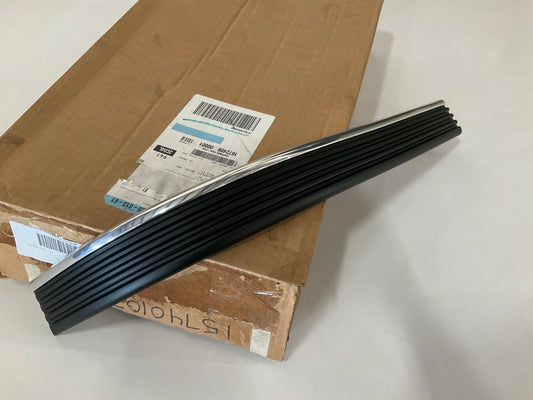Gm 15740103 Rear Back Left Driver Side Door Outer Exterior Trim Molding Moulding
