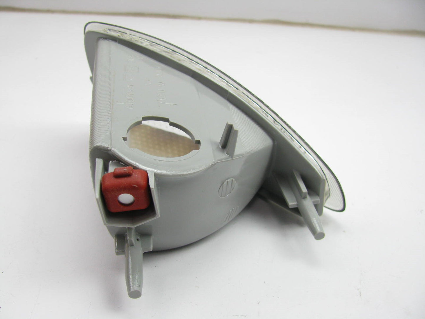 NEW - OEM GM 16517431 Left Drivers Turn Signal Parking Light Lamp 95-99 Cavalier