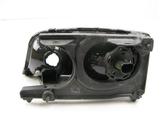 NOS - OEM GM - 1996-1998 Buick Skylark Right Passengers Side Headlight Head Lamp