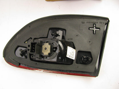 NEW - OEM GM 16530045 Rear Left Tail Light Lamp 1995-1995 Chevrolet Cavalier