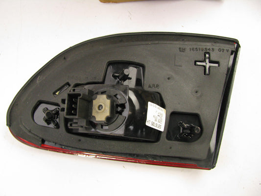 NEW - OEM GM 16530045 Rear Left Tail Light Lamp 1995-1995 Chevrolet Cavalier