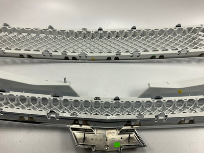 NEW OEM GM Uppper & Lower Chrome / White (50U) Trim Grille Package 17801281