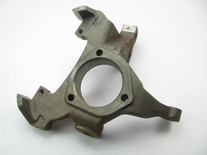 NEW - OEM GM 18016207 Front Left Steering Knuckle - With H/D Brakes W/O ABS
