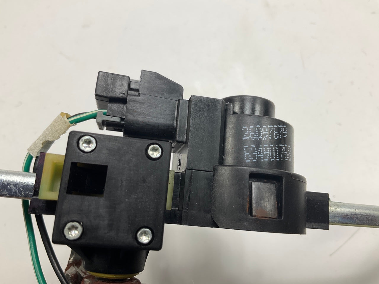 NEW GM 19153674 Tilt Steering Column Assemby 2004-05 Buick Century 2004 Regal
