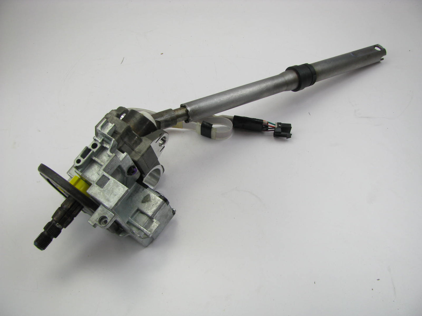 NEW - OEM GM 19167858 Steering Column Shaft Housing - 2008 Cadillac STS
