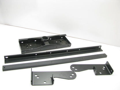 NEW GM 19353984 Under-Bed Double Lock EZr Gooseneck Hitch Silverado 2500 / 3500