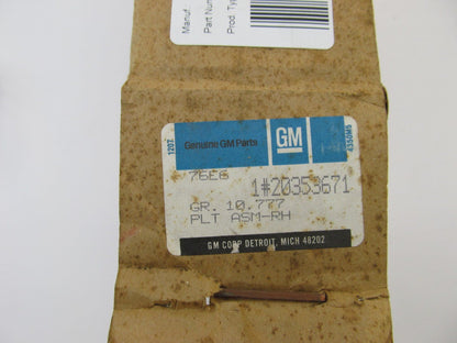 NOS OEM GM Right Passengers Side Window Switch Trim Bezel - 82-85 Olds Toronado