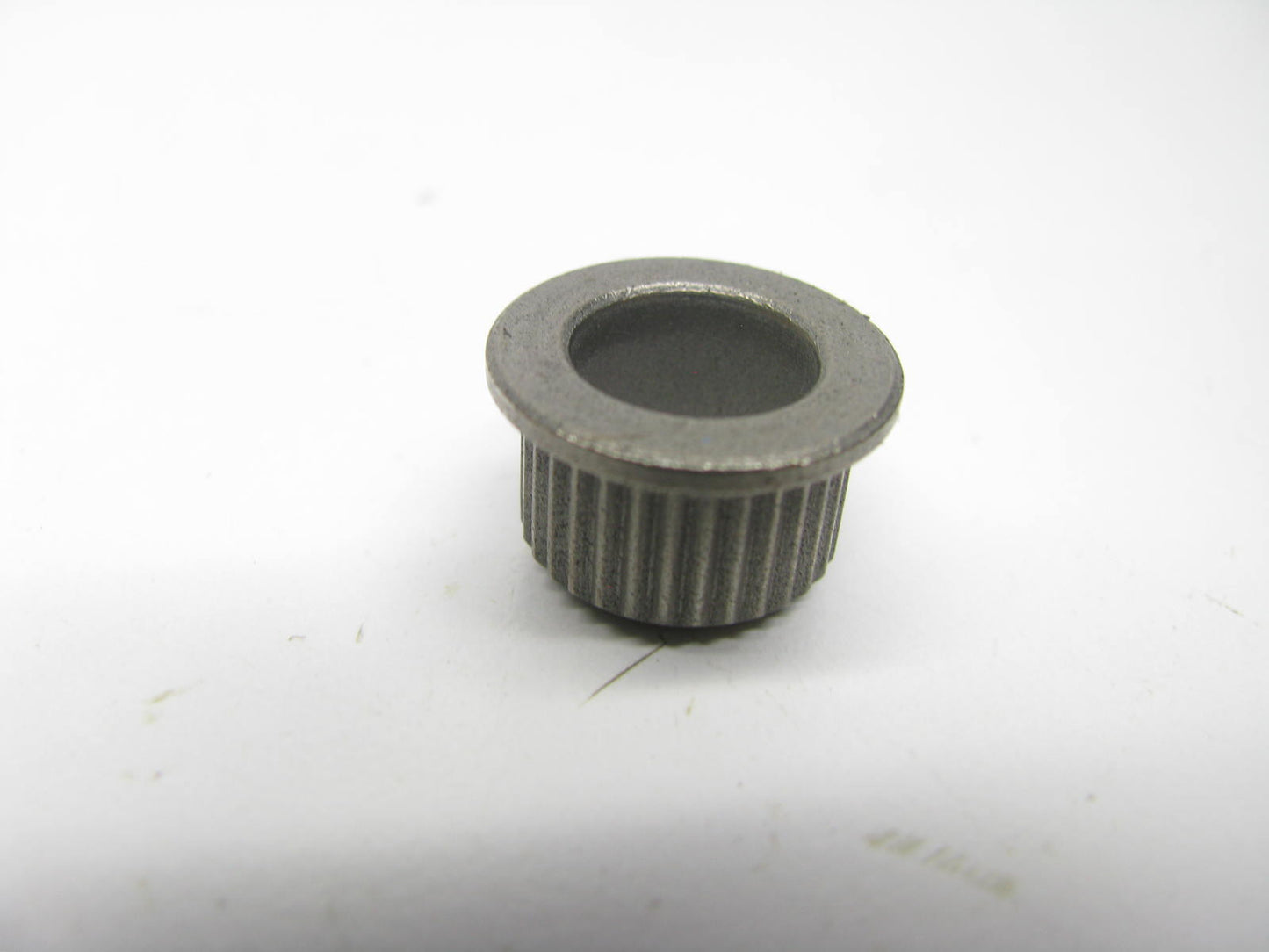 (4) NEW - OEM GM 20429500 Lower Door Hinge Bushings