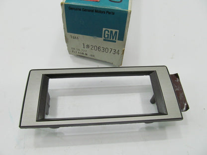 NOS - OEM Front  Door Window Switch Bezel 20630734 For 1986 Oldsmobile Calais