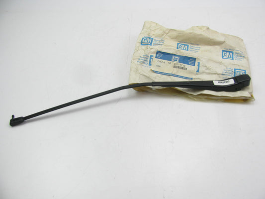 NEW GENUINE OEM GM 20711719 LEFT Windshield Wiper Arm