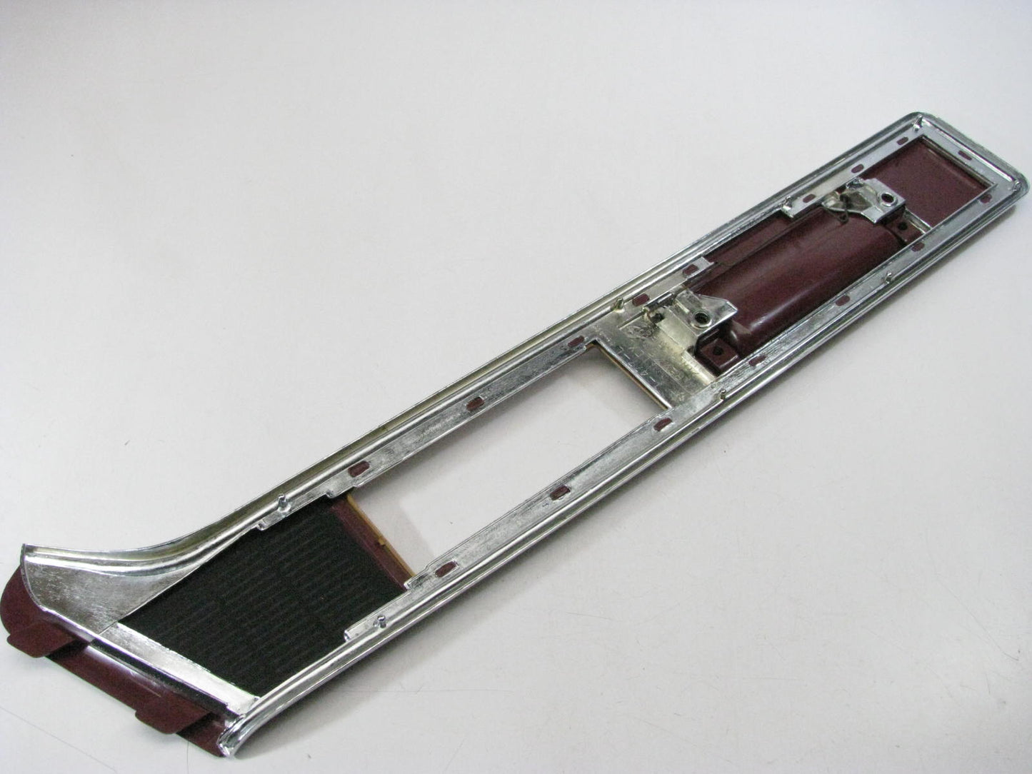 NOS OEM Gm 22541015 Front Drivers Side Door Pull  For 85-91 Buick ?????????