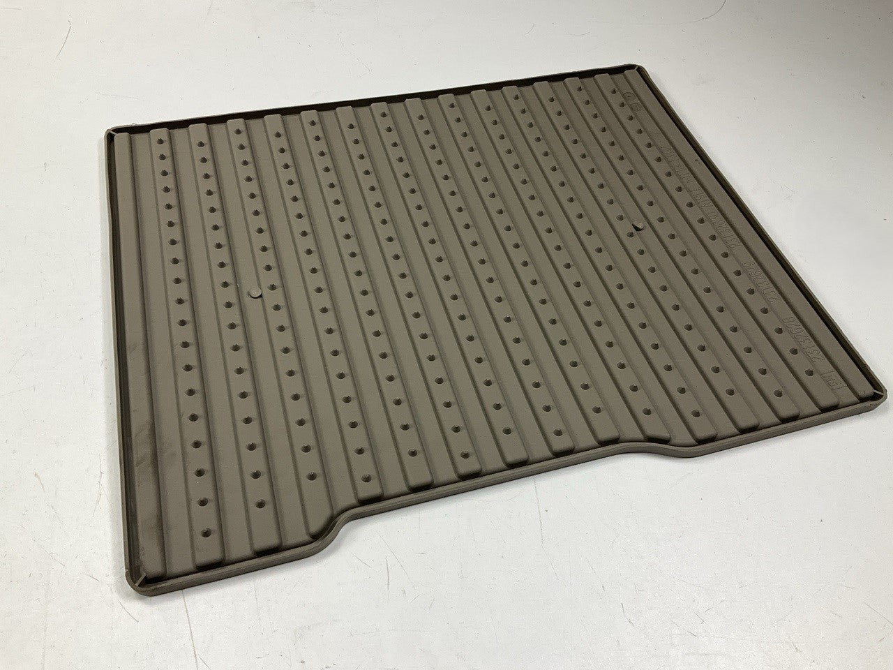 NEW OEM GM 23132630 Rear All Weather Rubber Floor Mat