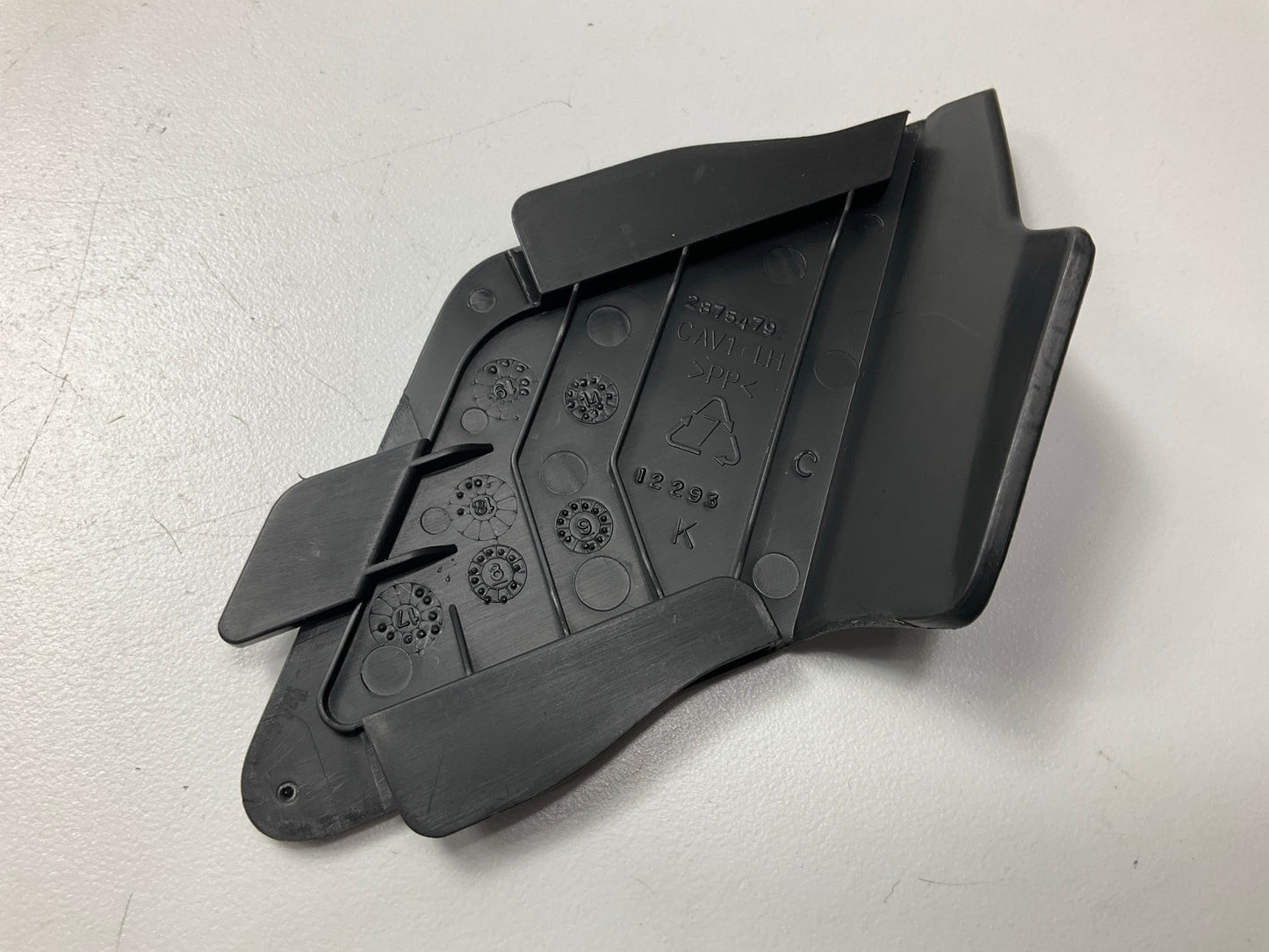 NEW - OEM GM 23228779 Front Left Outer Seat Cover