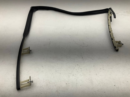 Gm 23418123 Front Right Door Window Run Channel Weatherstrip Seal